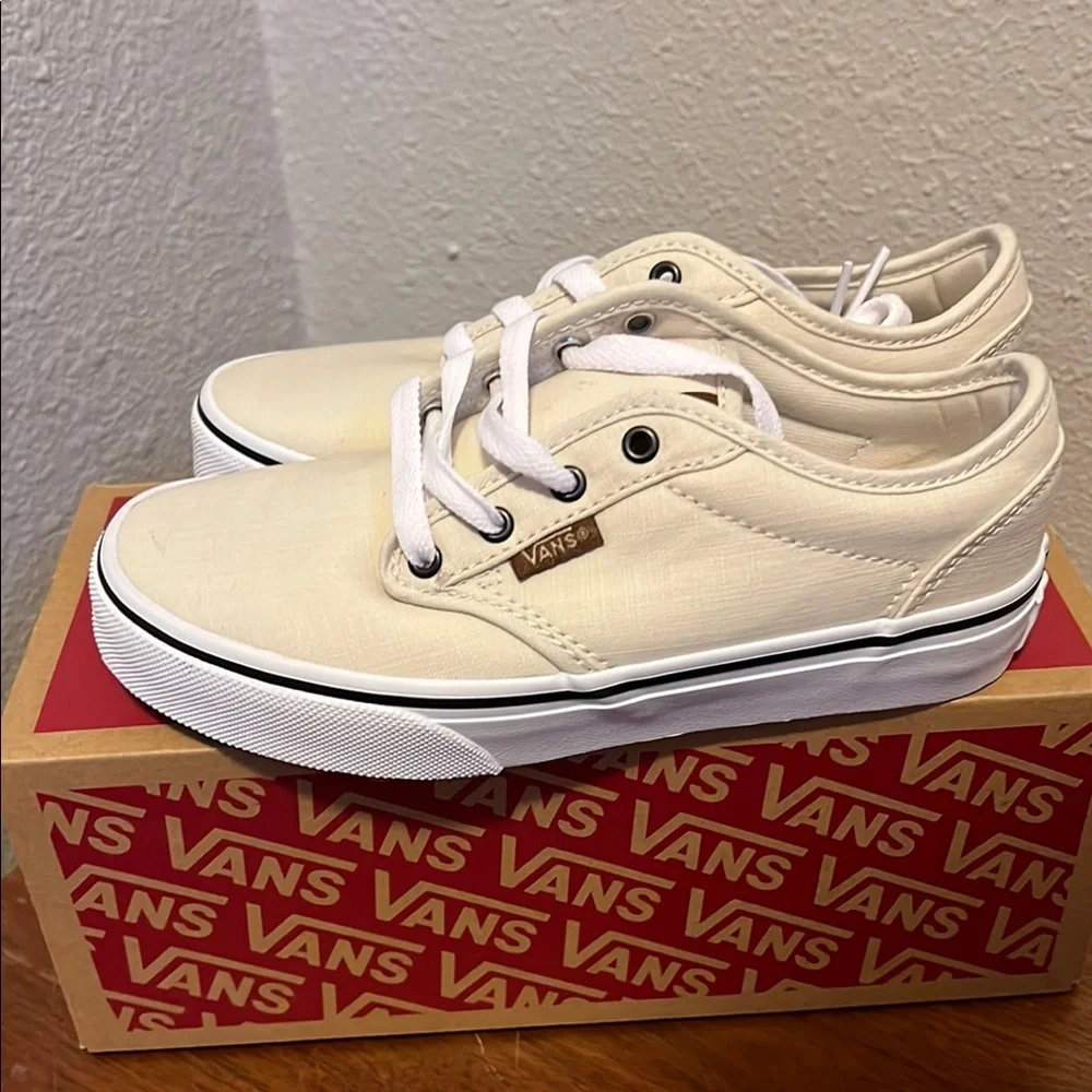 NIB Vans Atwood Woven Turtledove Sneakers Boy's‎ Size 2